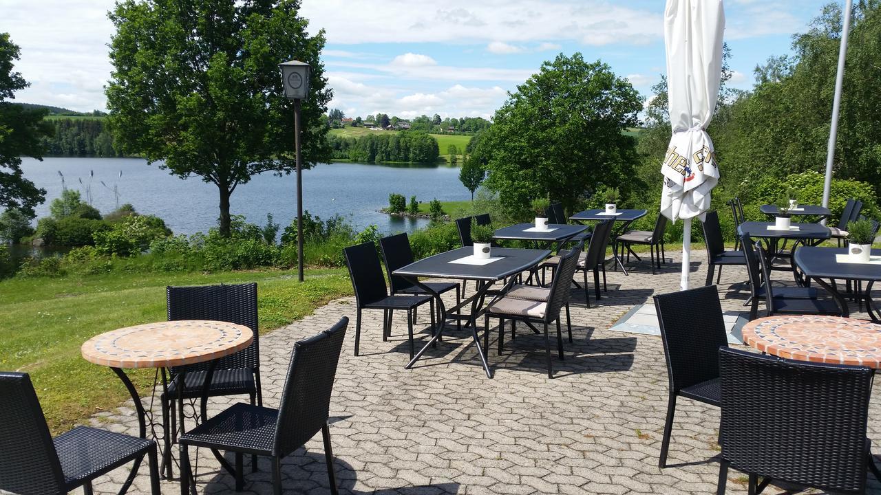 Hotel Am Untreusee Хоф Экстерьер фото