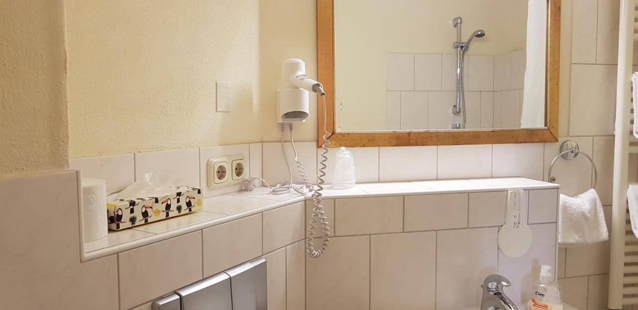 Hotel Am Untreusee Хоф Экстерьер фото
